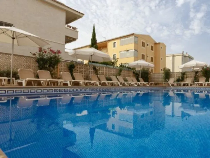 **  Hotel Golf Beach Santa Ponsa Spain